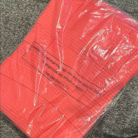 Turquaz Red Waffle Robe - Picture 2 of 3